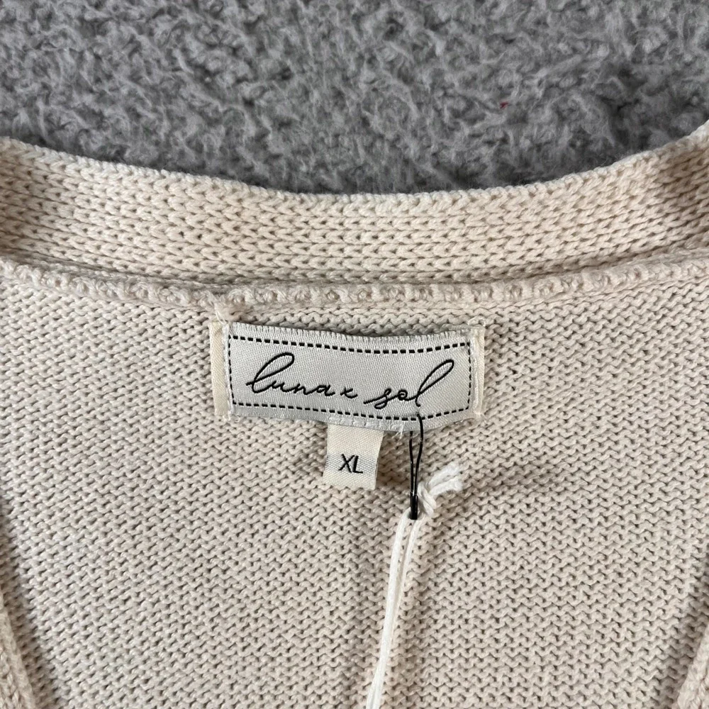 Luna x Sol NWT Lobster Graphic Knit Cardigan Sweater Ivory Red Size XL